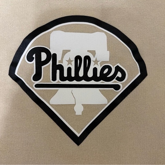 Gildan Beige Crewneck Sweatshirt with Black & White Sleeve Lettering - Picture 2 of 3